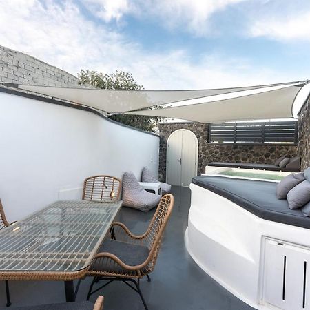 Sun Naam Home Santorini With Heated Jacuzzi カルテラドス エクステリア 写真